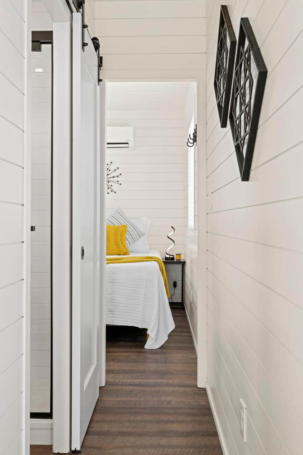 New The Yellow Beacon-Luxury Shipping Container Fredericksburg Exteriör bild